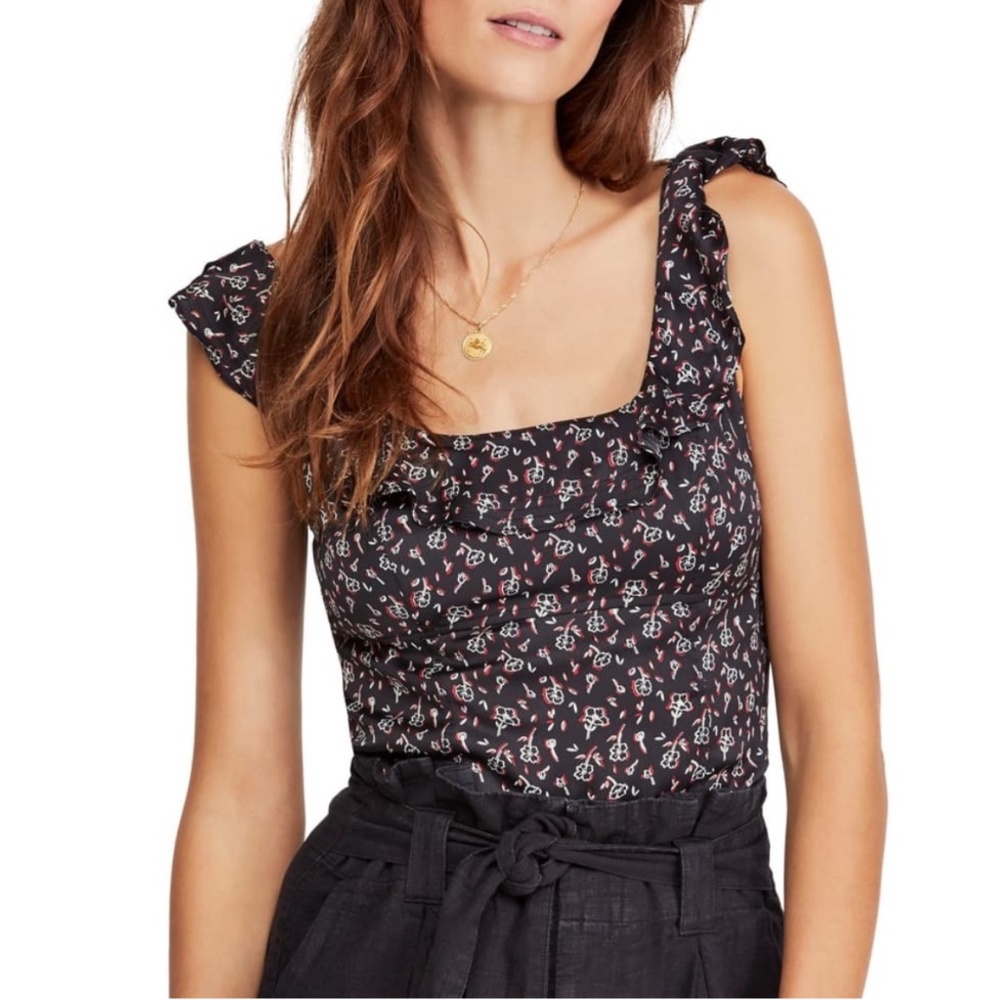 FREE PEOPLE NWT Stay With You Floral Cropped Tank Top M Ruffle